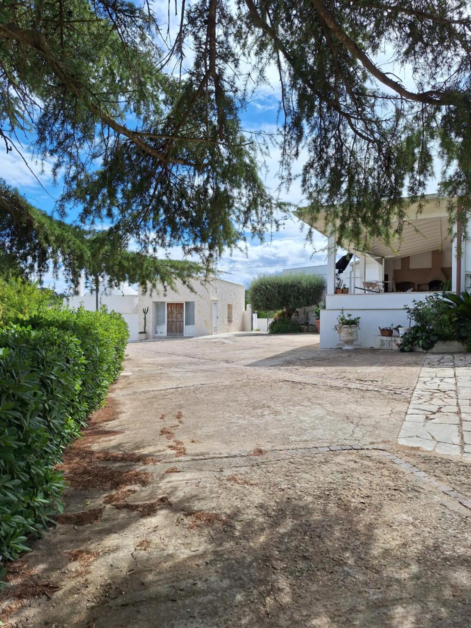 Holiday Home Trullo Antico Ostuni Exterior photo